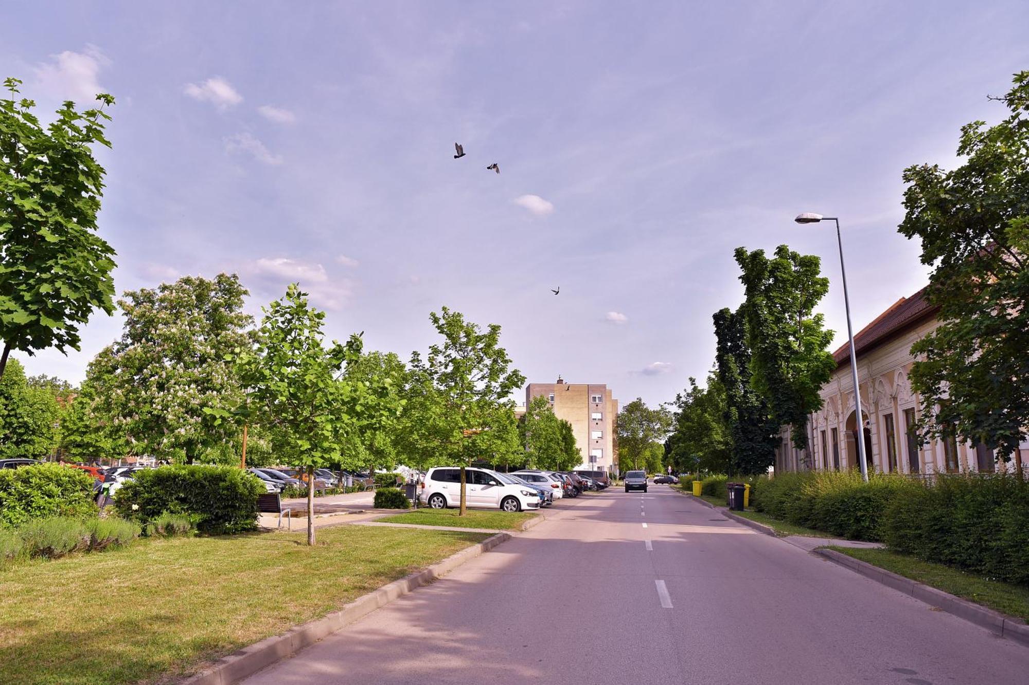 Makotel Apartmanhaz Extérieur photo