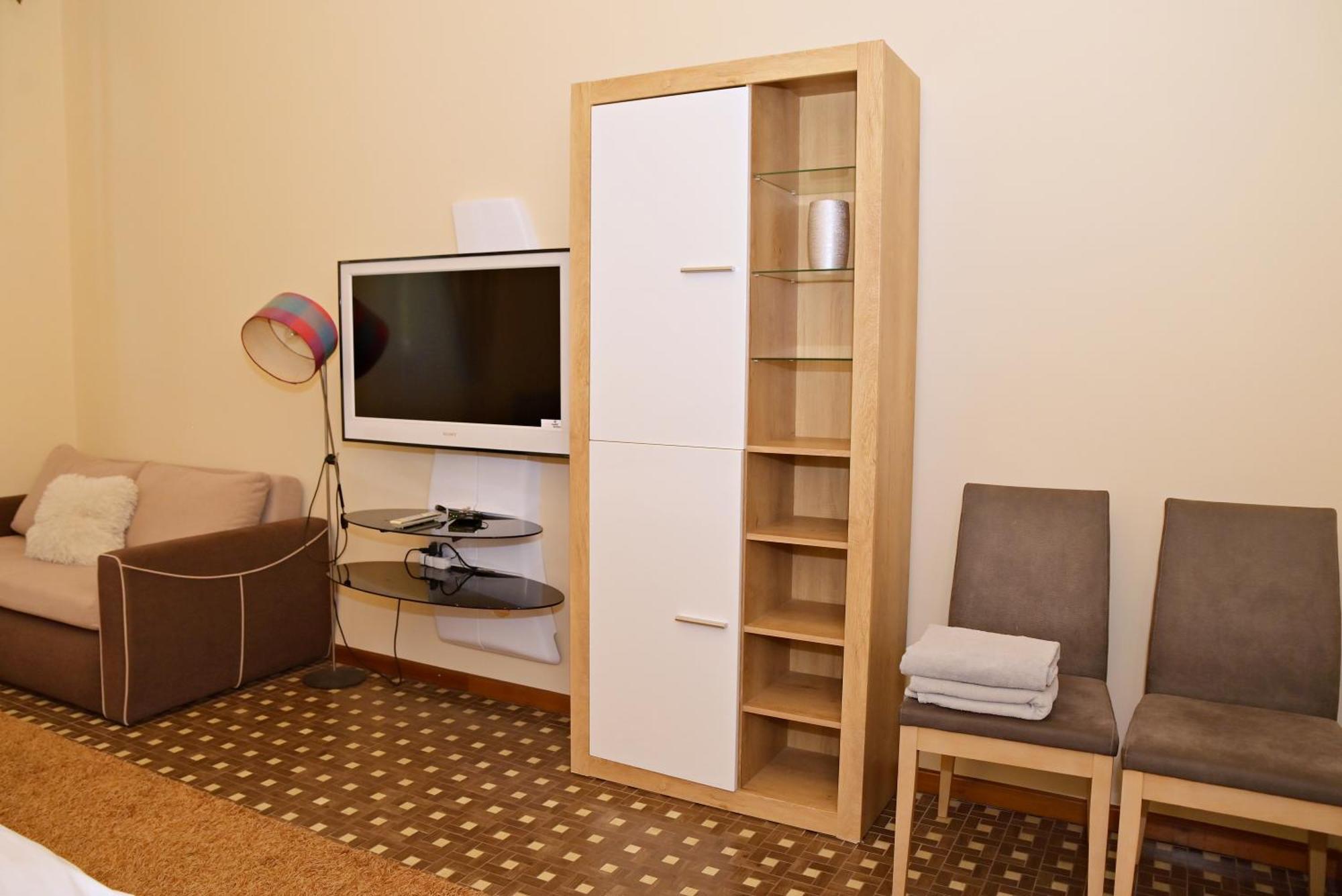 Makotel Apartmanhaz Extérieur photo