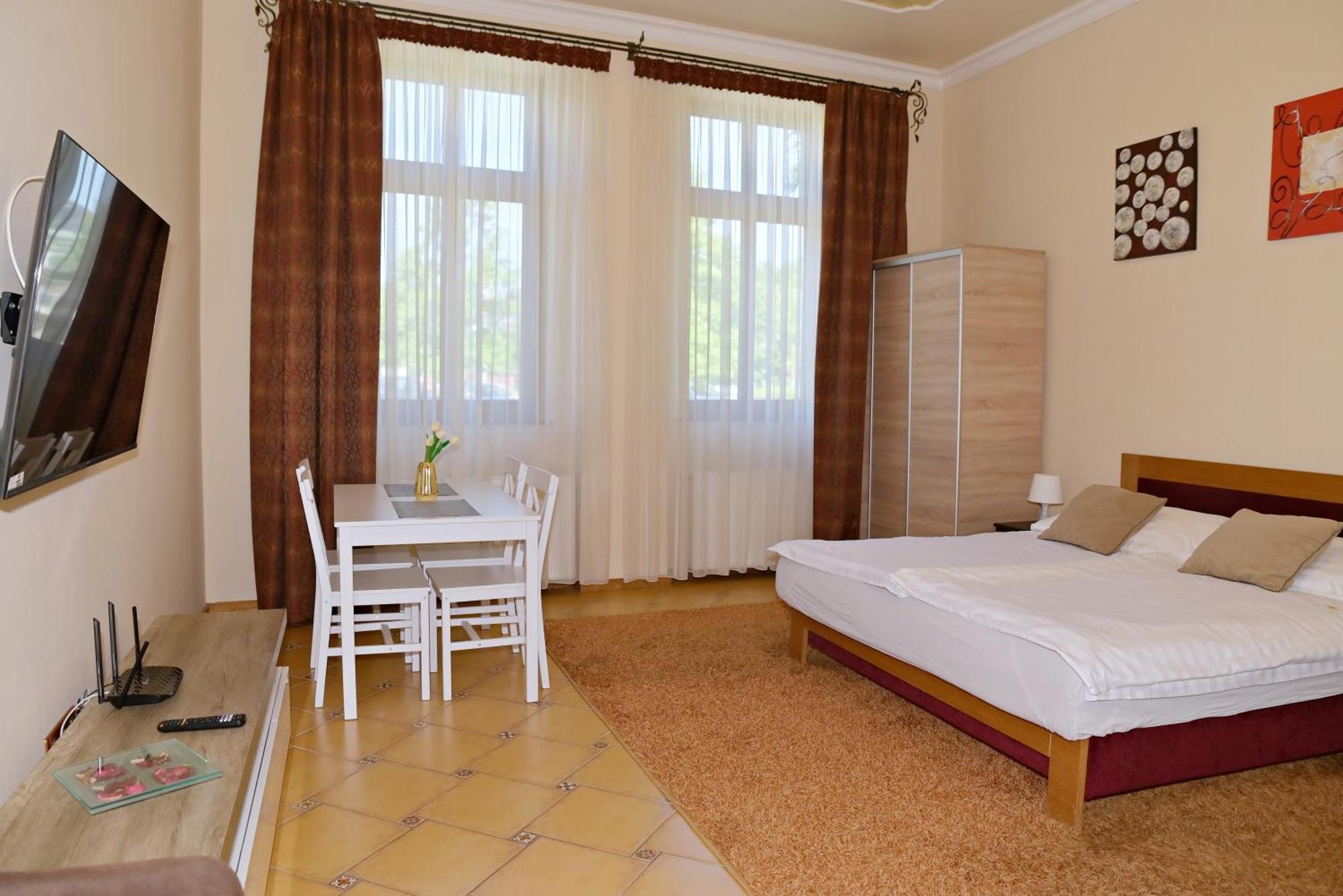 Makotel Apartmanhaz Extérieur photo