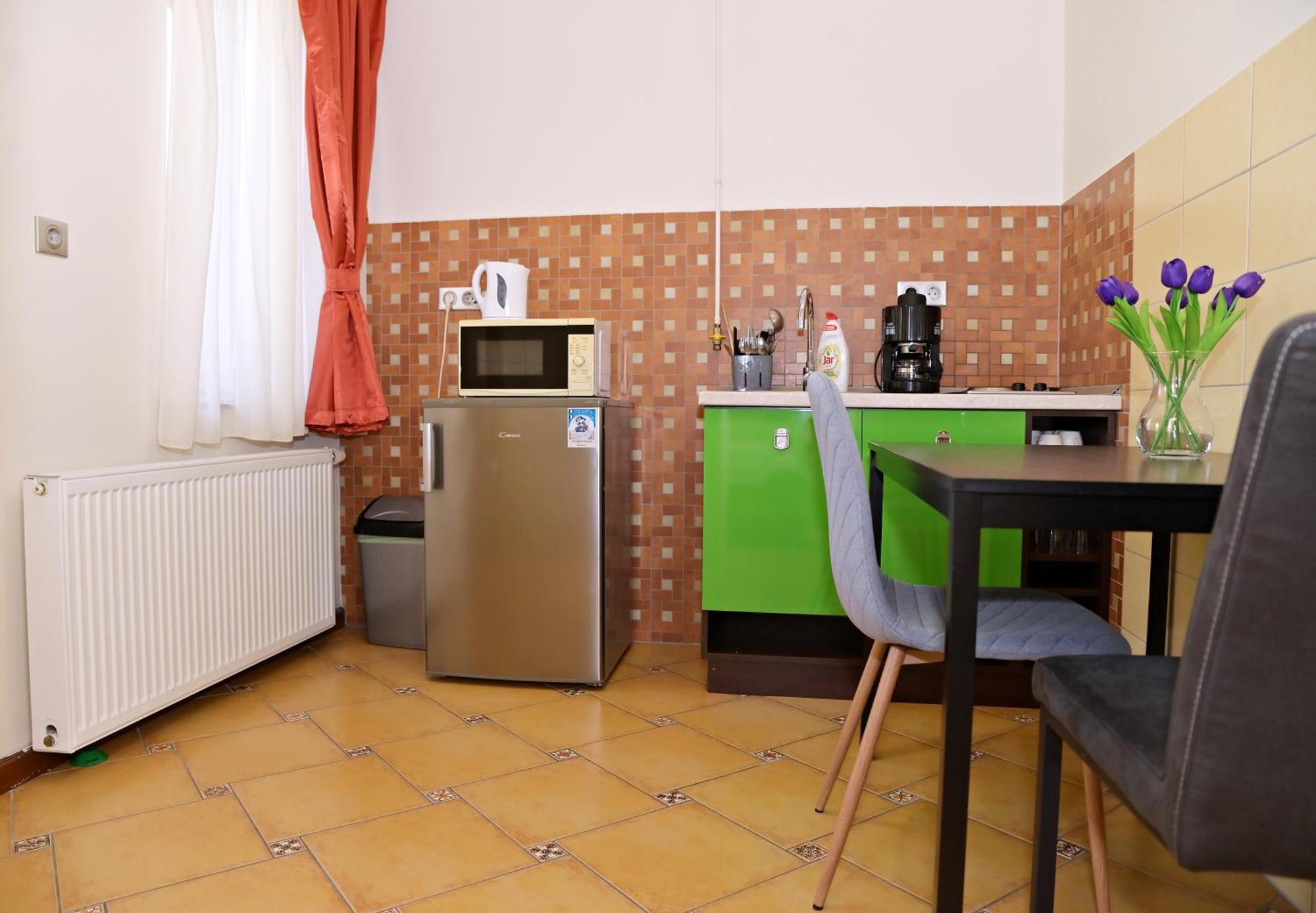 Makotel Apartmanhaz Extérieur photo