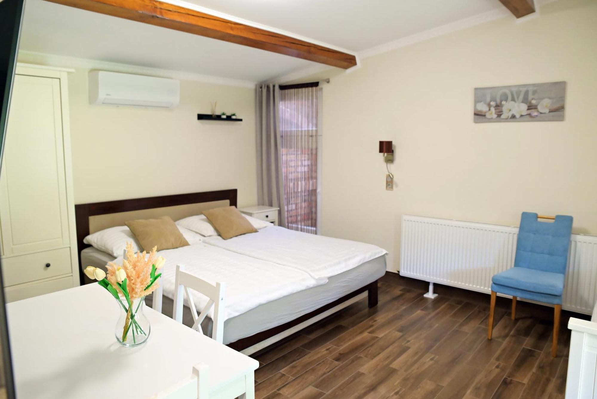 Makotel Apartmanhaz Extérieur photo